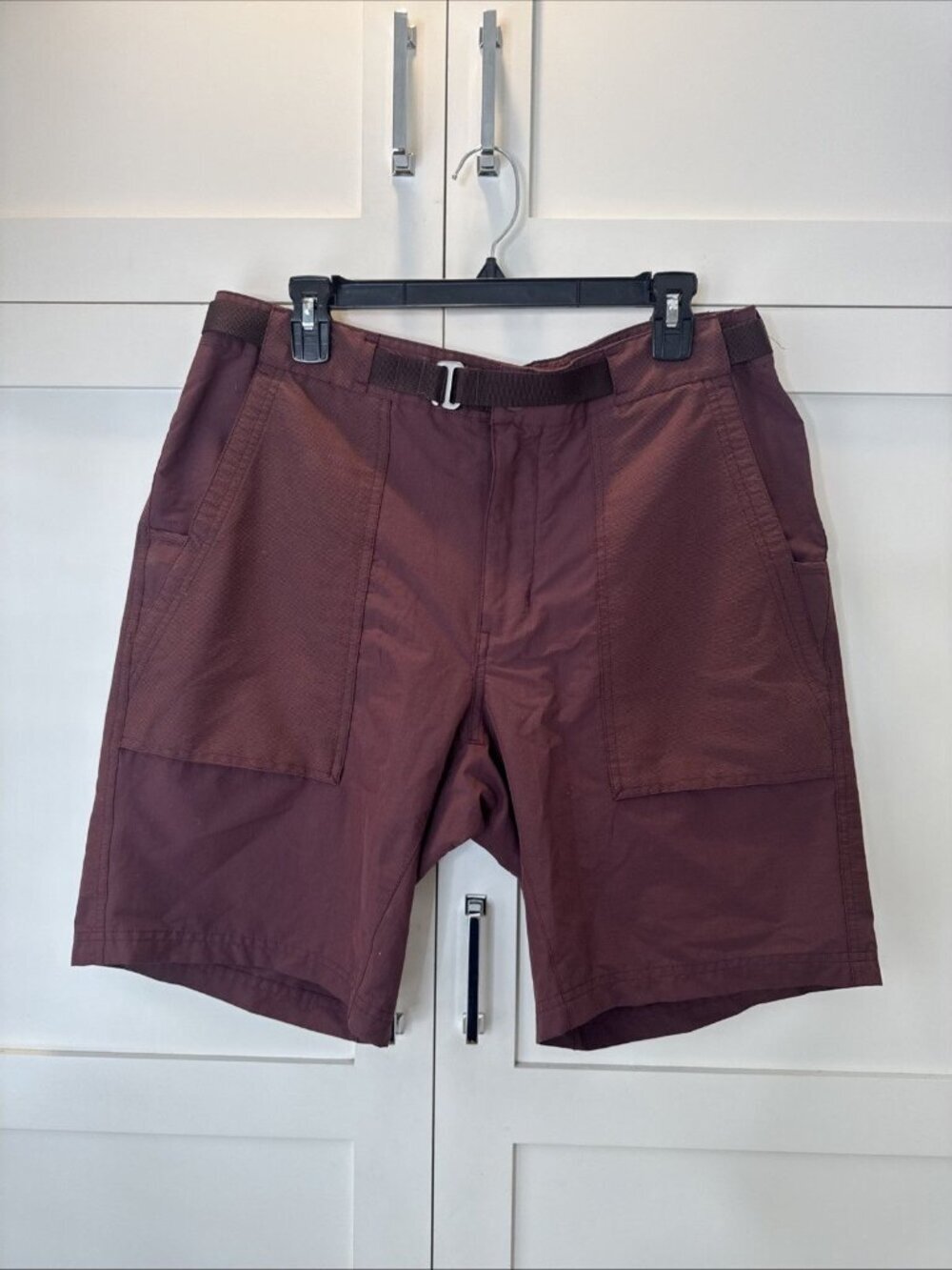 REI Co-op Mens 36 Belted Screeline Technical Hiking Shorts, Wine, 8" Inseam
